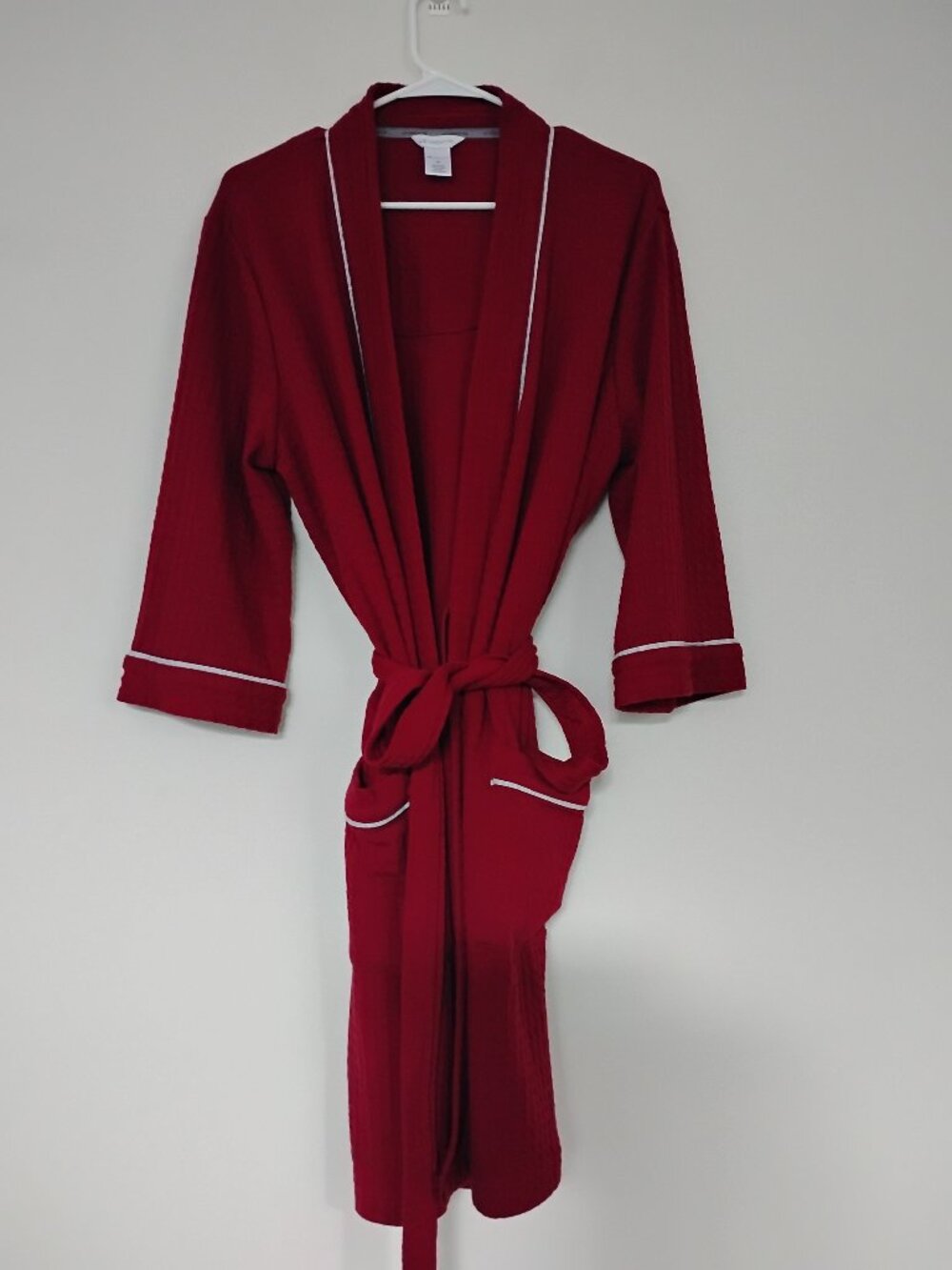 Liz Claiborne Cool and Calm Women's Long Sleeve Knee Length Robe M